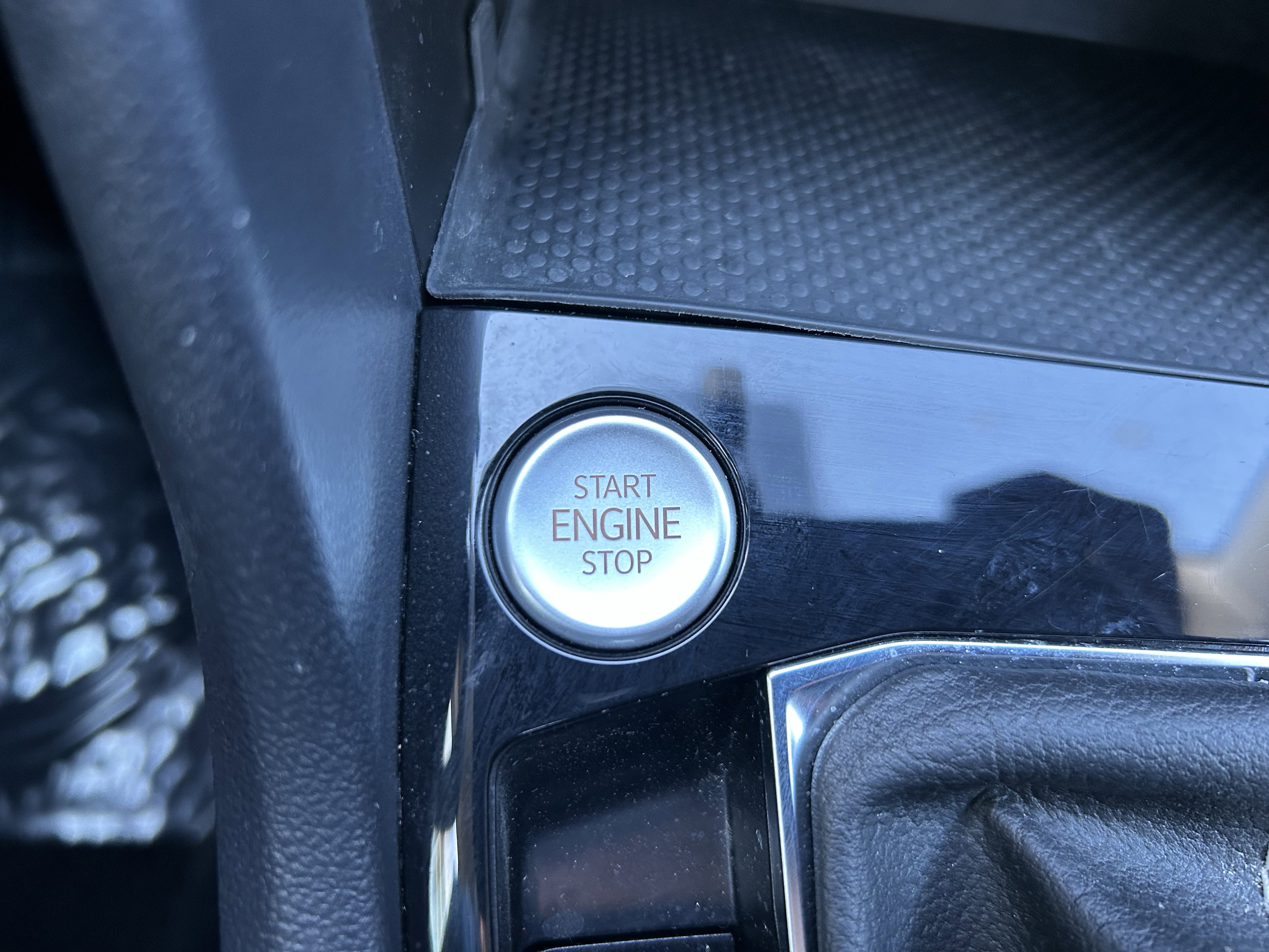 Certified 2023 Volkswagen Taos S image 15