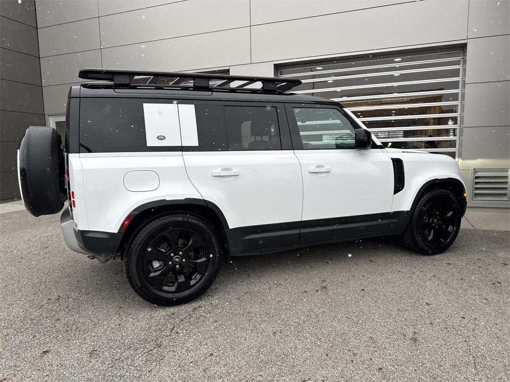 Used 2023 Land Rover Defender 110 S image 6