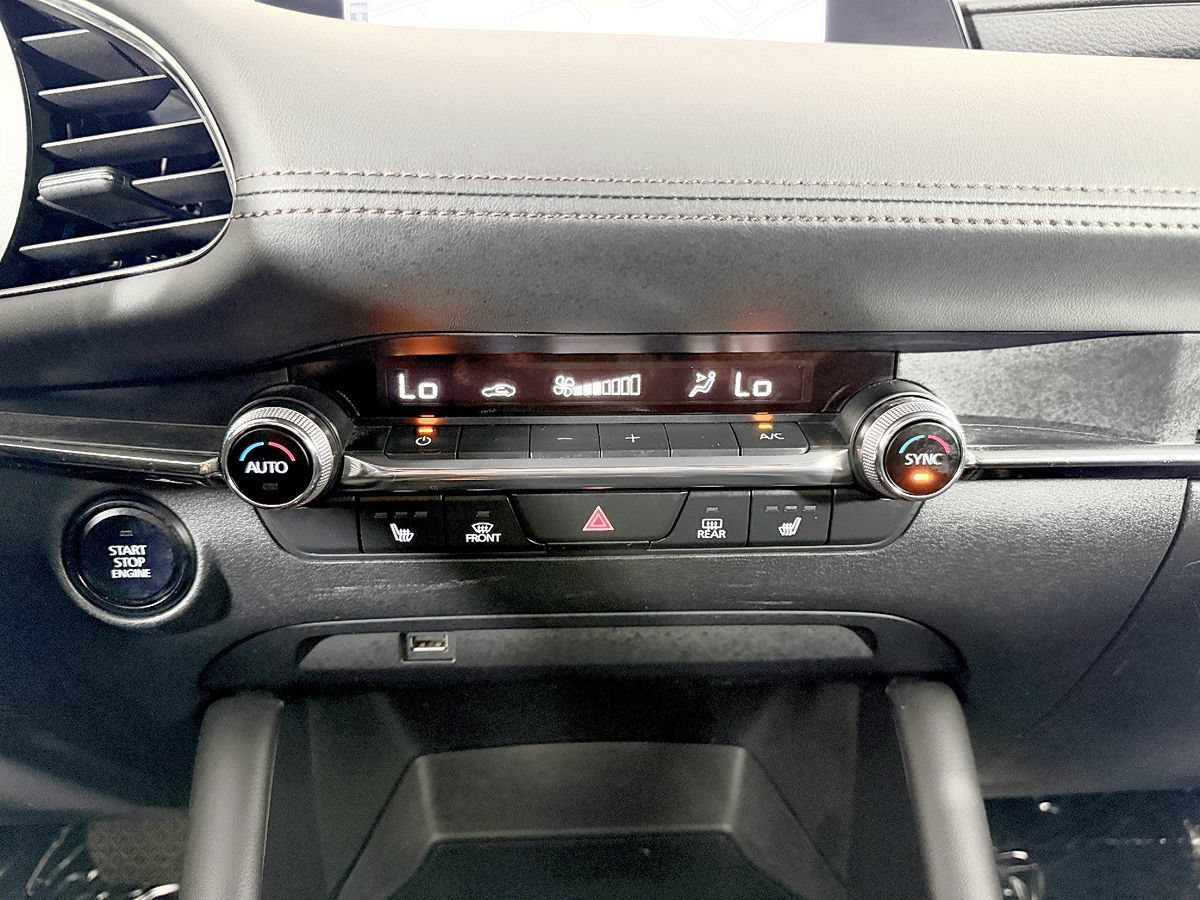 Used 2021 MAZDA MAZDA3 s FWD image 58
