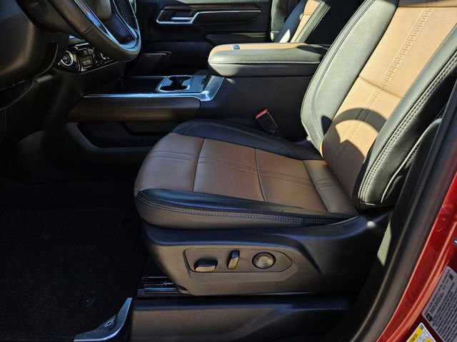 Used 2024 Chevrolet Silverado 2500 High Country w/ High Country Premium Package image 20