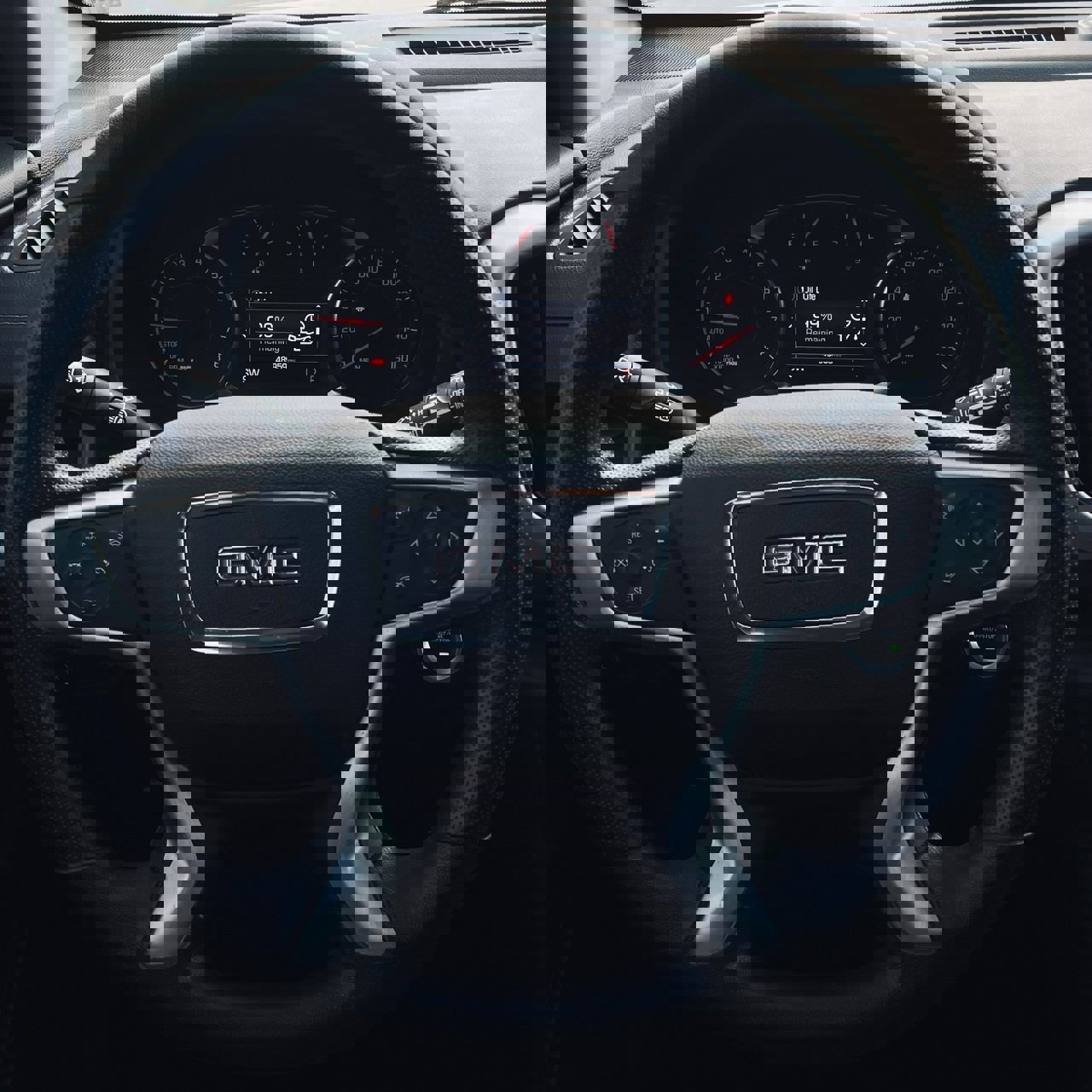 Used 2024 GMC Terrain SLE image 12