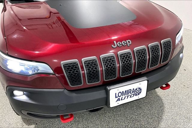 Used 2021 Jeep Cherokee Trailhawk w/ Sun & Sound Group image 32