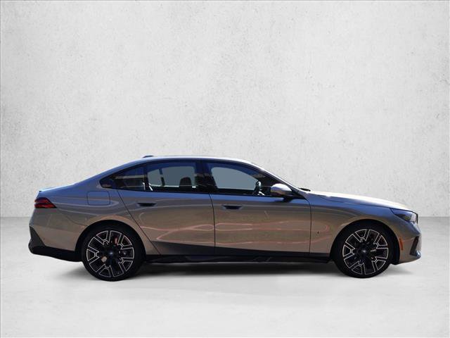 Used 2025 BMW i5 xDrive40 w/ M Sport Package AWD/4WD image 5