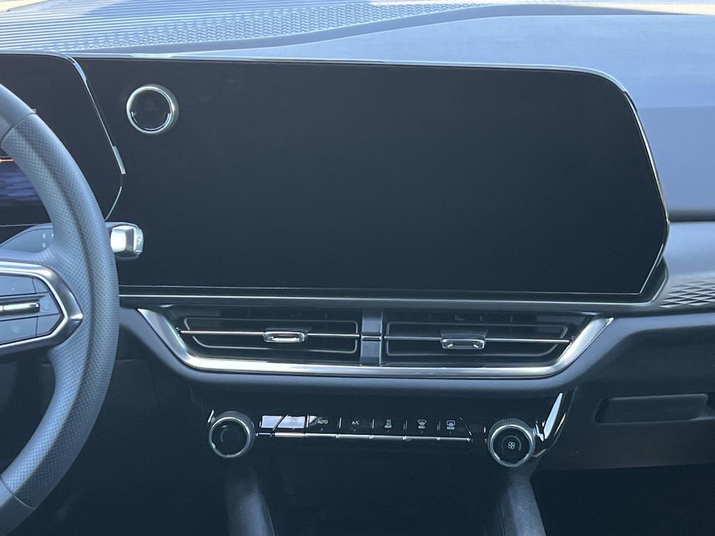 New 2026 Chevrolet Equinox EV LT image 4