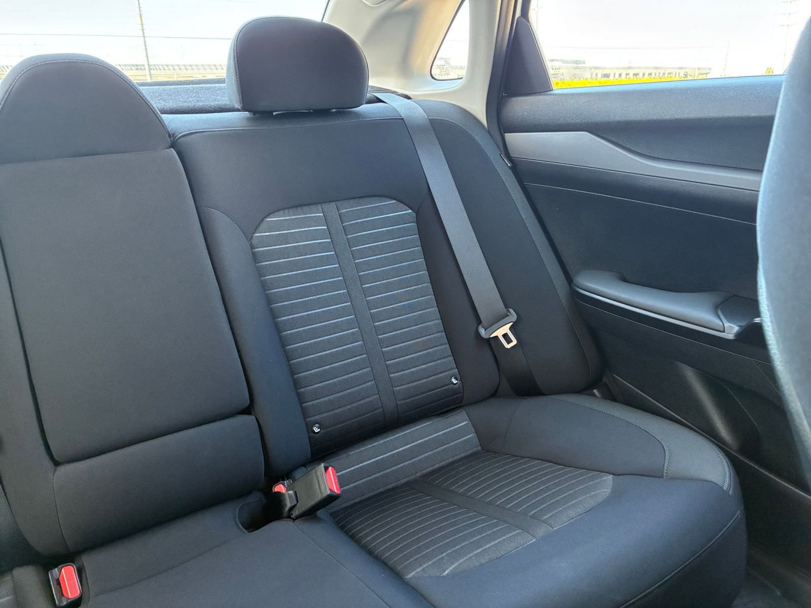 Used 2025 Kia K5 LXS image 36