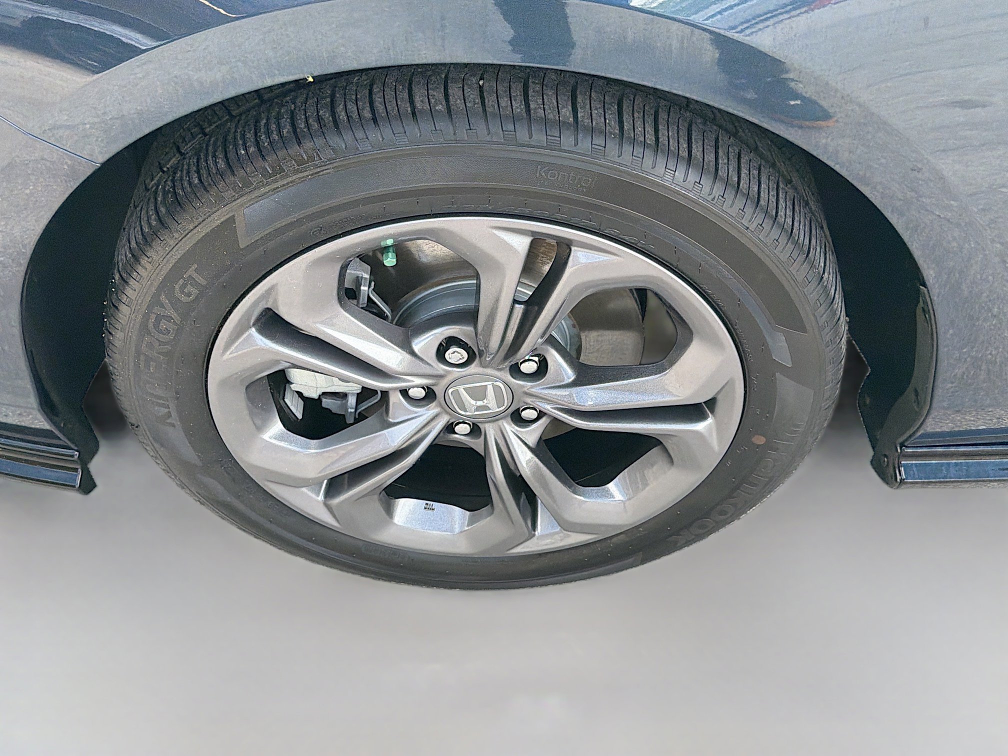 Certified 2024 Honda Accord EX-L image 36