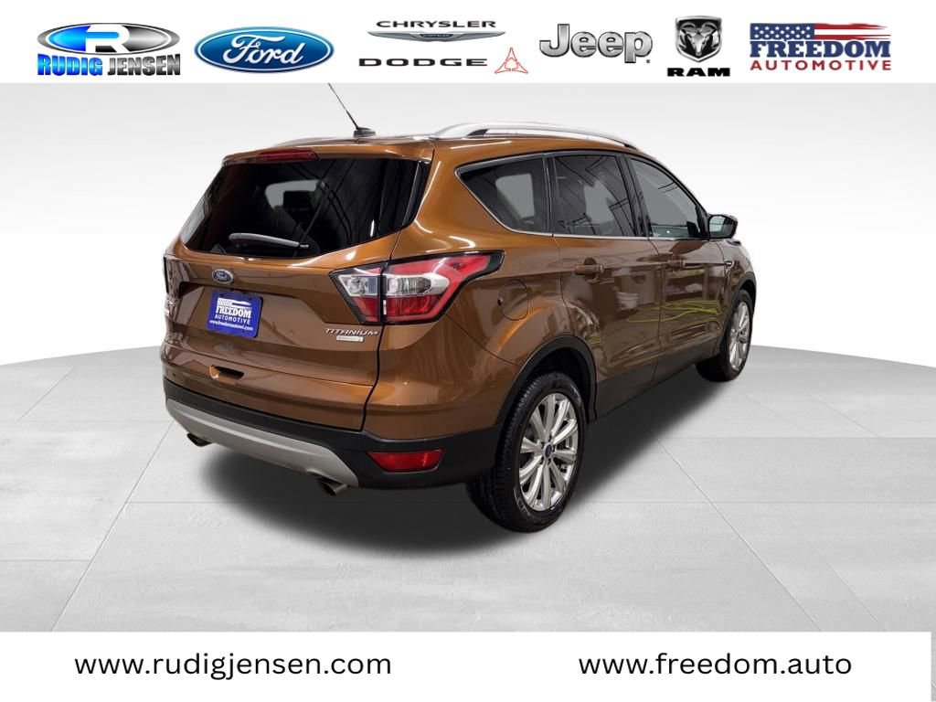 Used 2017 Ford Escape Titanium FWD image 5