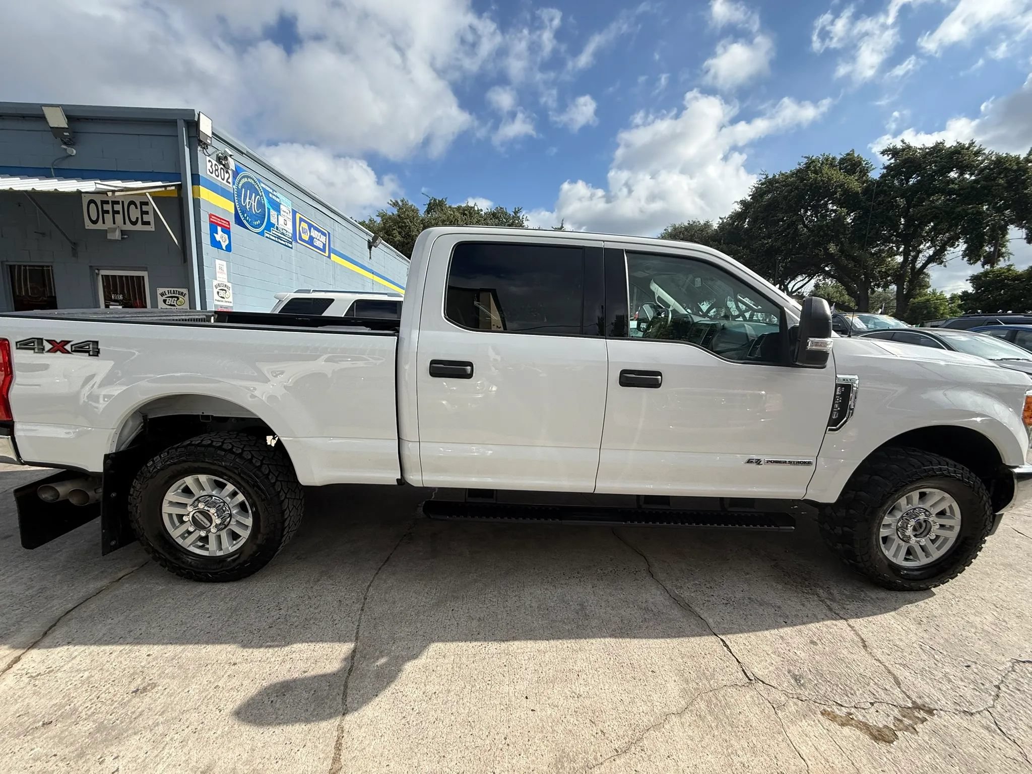 Used 2019 Ford F350 XLT AWD/4WD image 8
