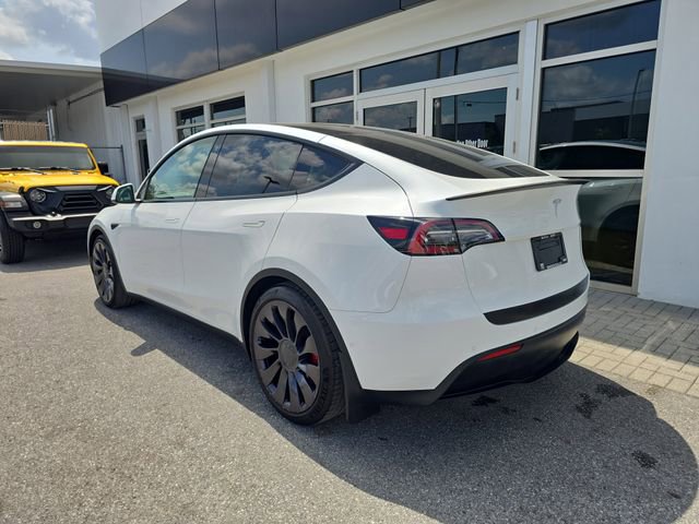 Used 2021 Tesla Model Y Performance image 5