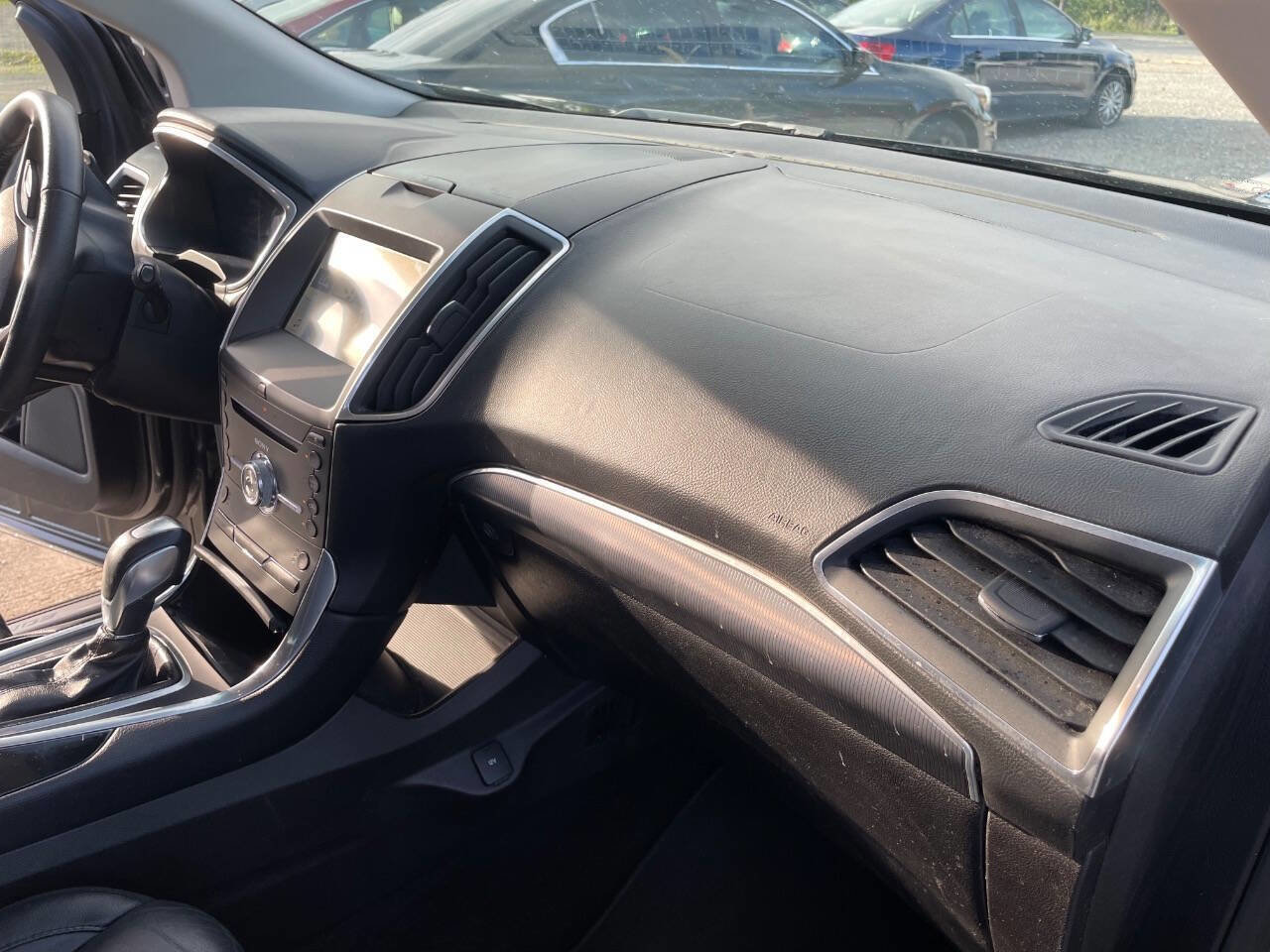 Used 2017 Ford Edge Titanium FWD image 31