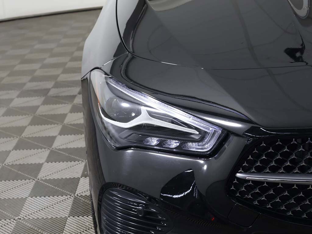 Used 2025 Mercedes-Benz CLA 250 4MATIC image 13