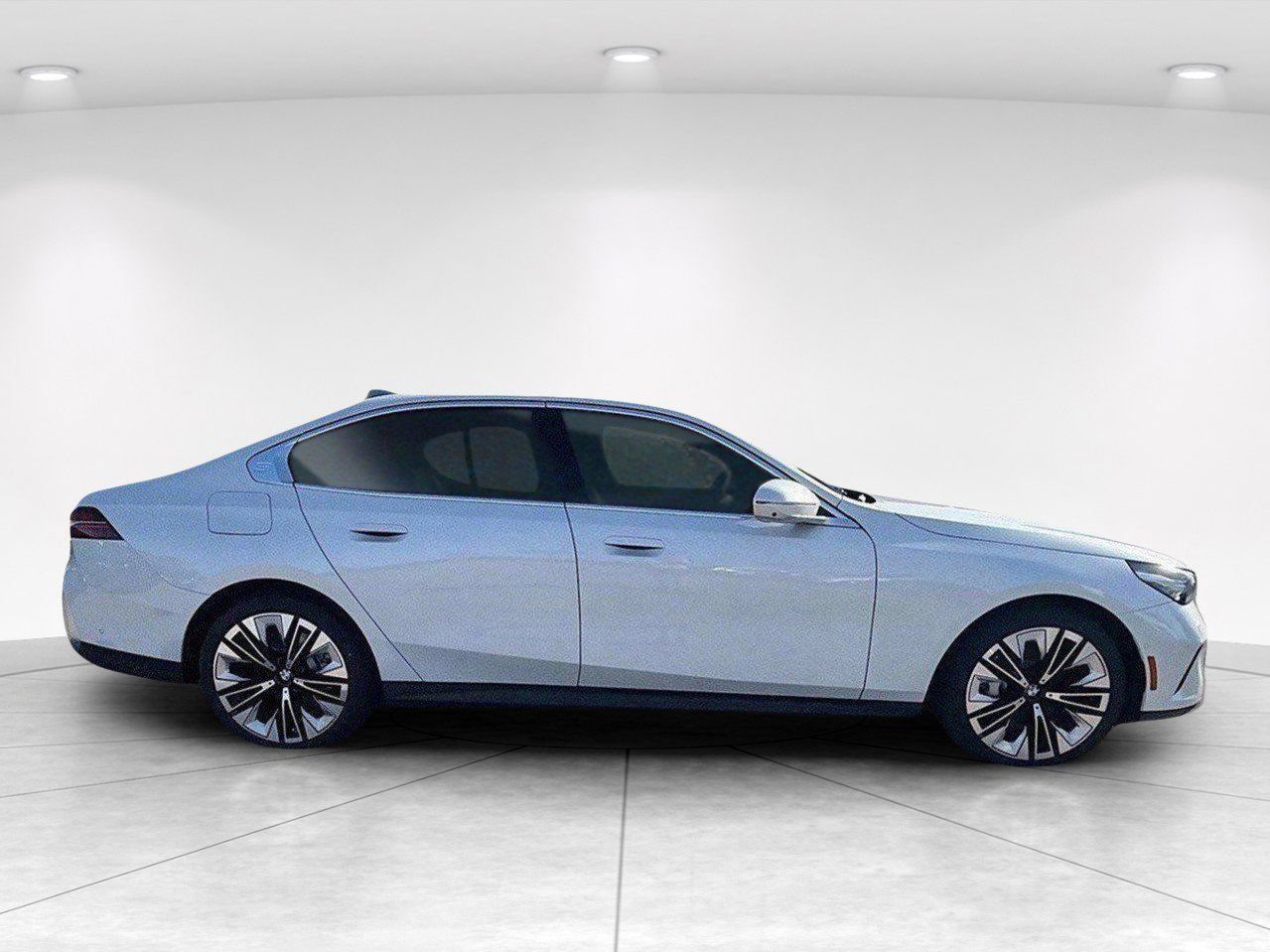 New 2026 BMW 530i xDrive w/ Premium Package AWD/4WD image 3
