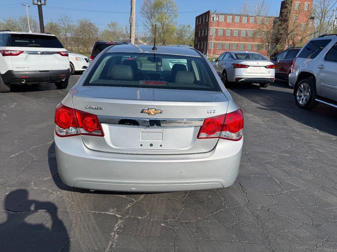 Used 2014 Chevrolet Cruze LTZ w/ Enhanced Safety Package FWD image 5