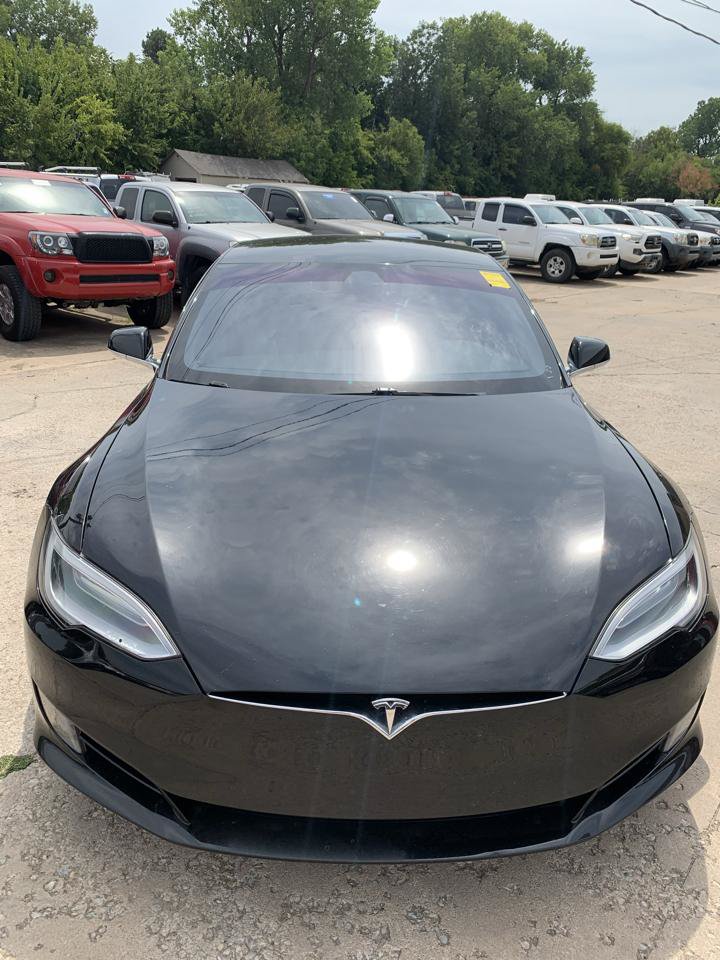 Used 2017 Tesla Model S 60 RWD image 2