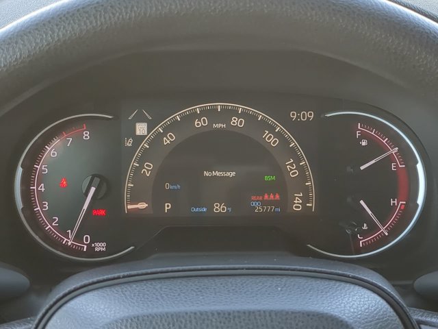 Certified 2025 Toyota RAV4 XLE FWD image 30