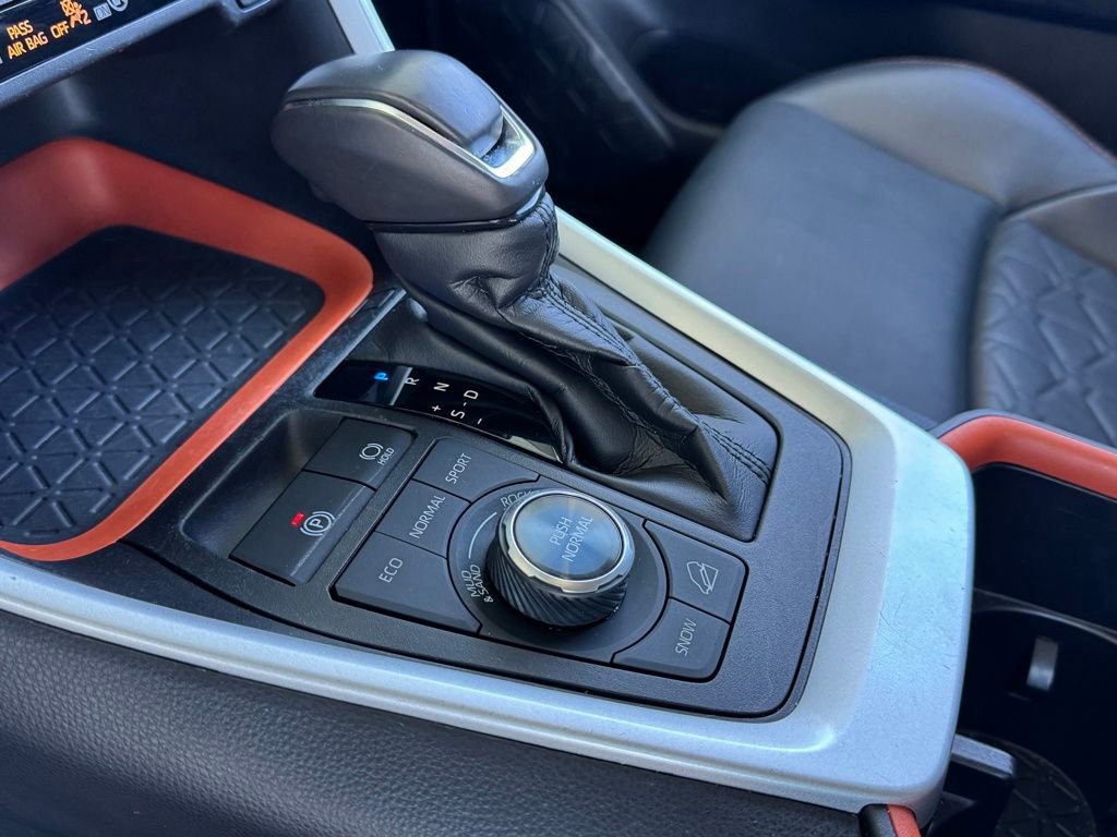 Used 2024 Toyota RAV4 Adventure image 20