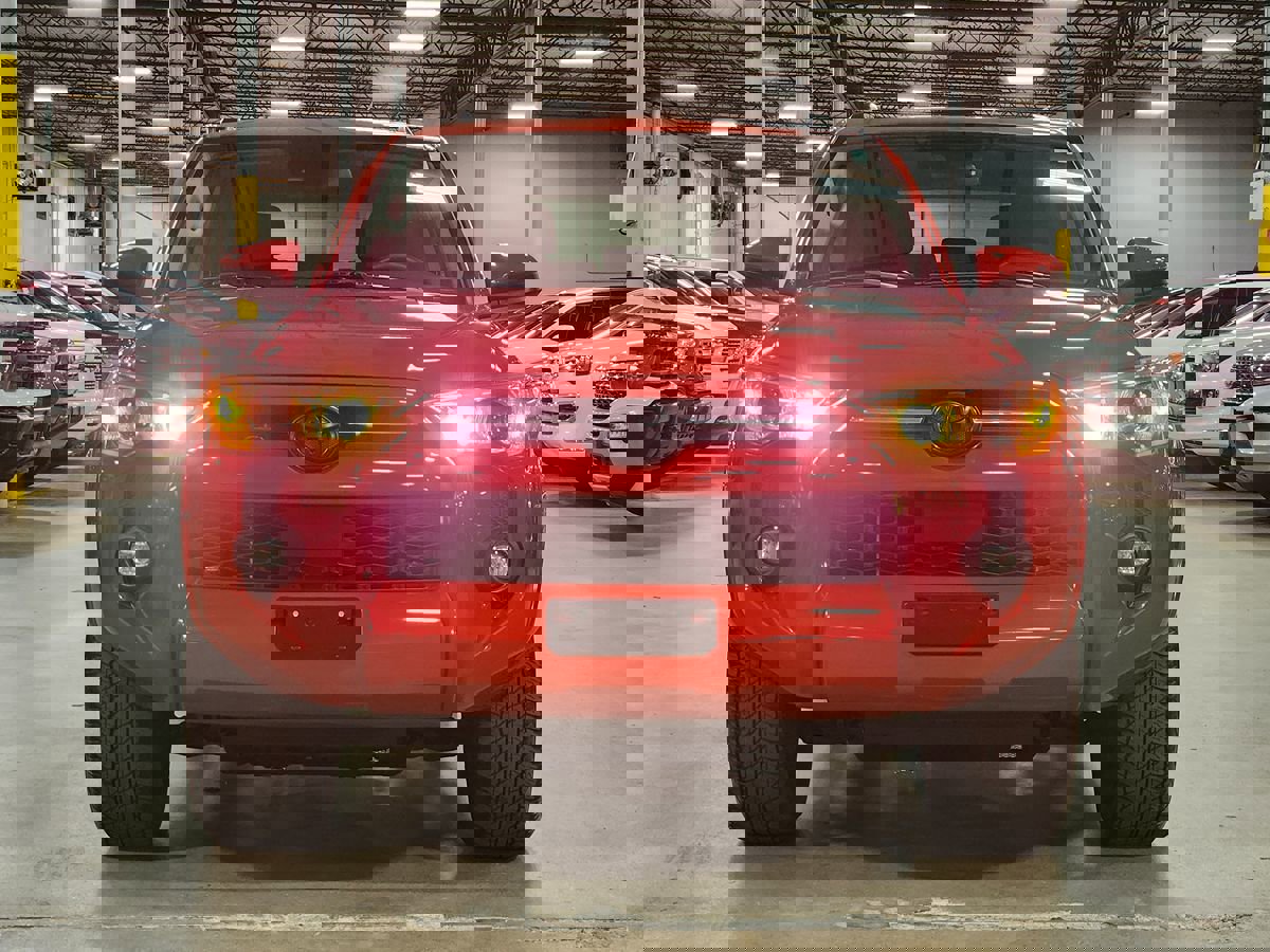 Used 2022 Toyota 4Runner SR5 image 2