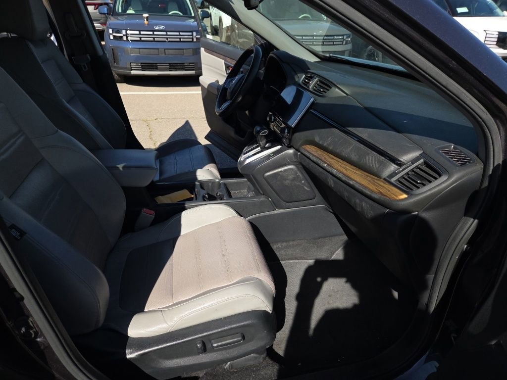 Used 2018 Honda CR-V Touring image 29