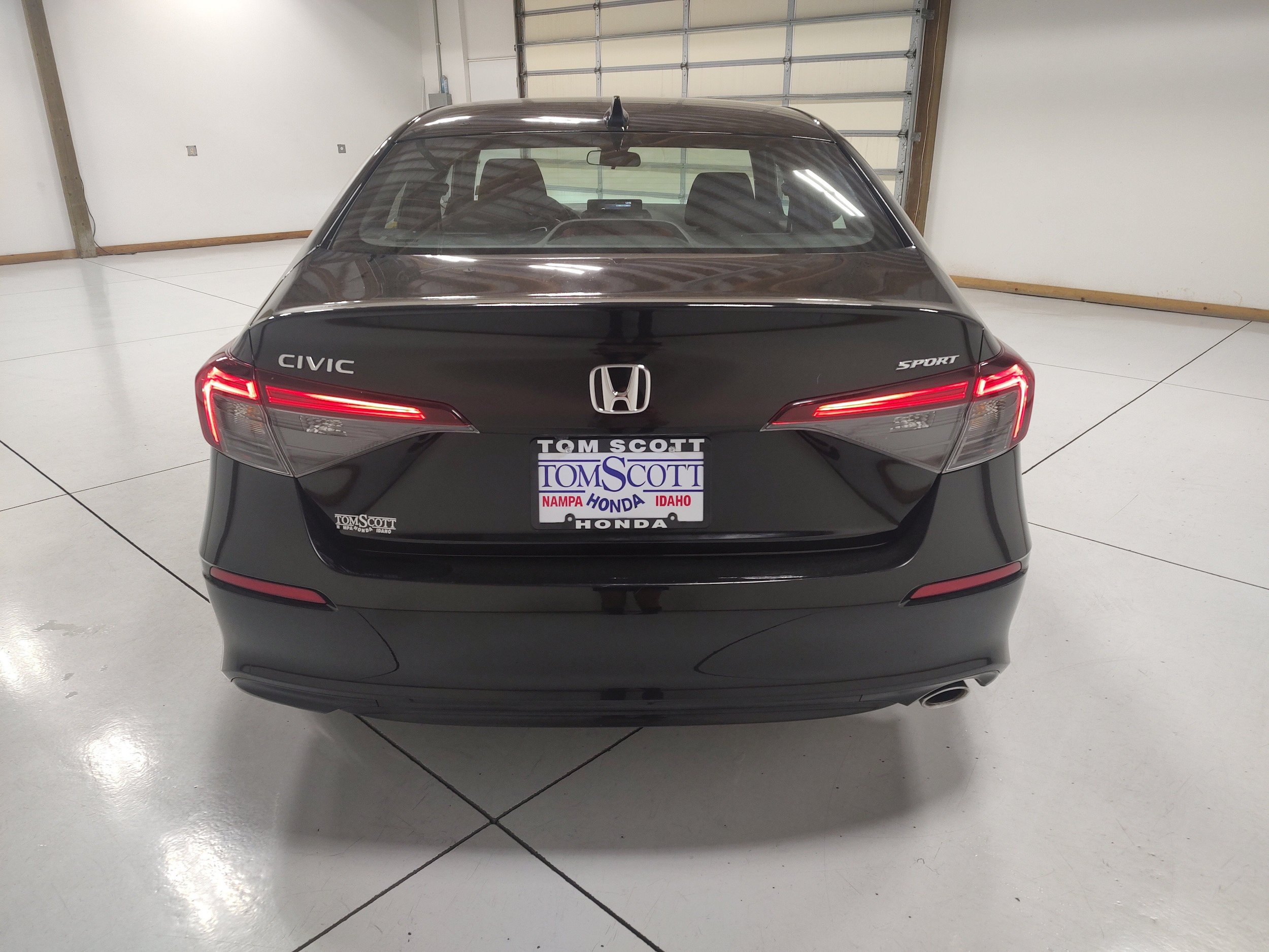 Used 2025 Honda Civic Sport image 12
