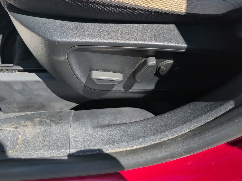 Used 2020 Ford Escape SE AWD/4WD image 9