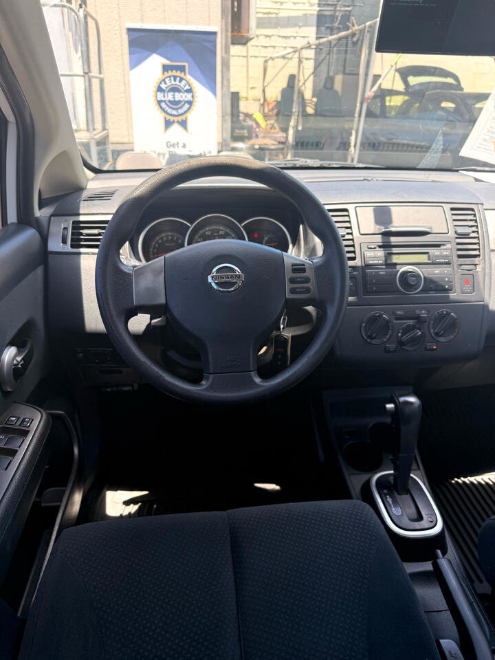 Used 2011 Nissan Versa 1.8 S w/ PWR Plus Pkg image 18