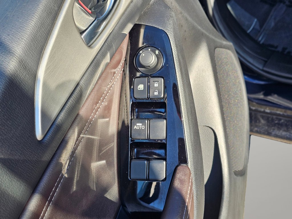 Used 2018 MAZDA MAZDA3 Touring image 30