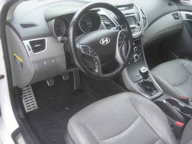 Used 2015 Hyundai Elantra Sport image 16