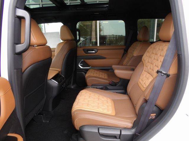 New 2026 Nissan Armada Platinum Reserve image 15