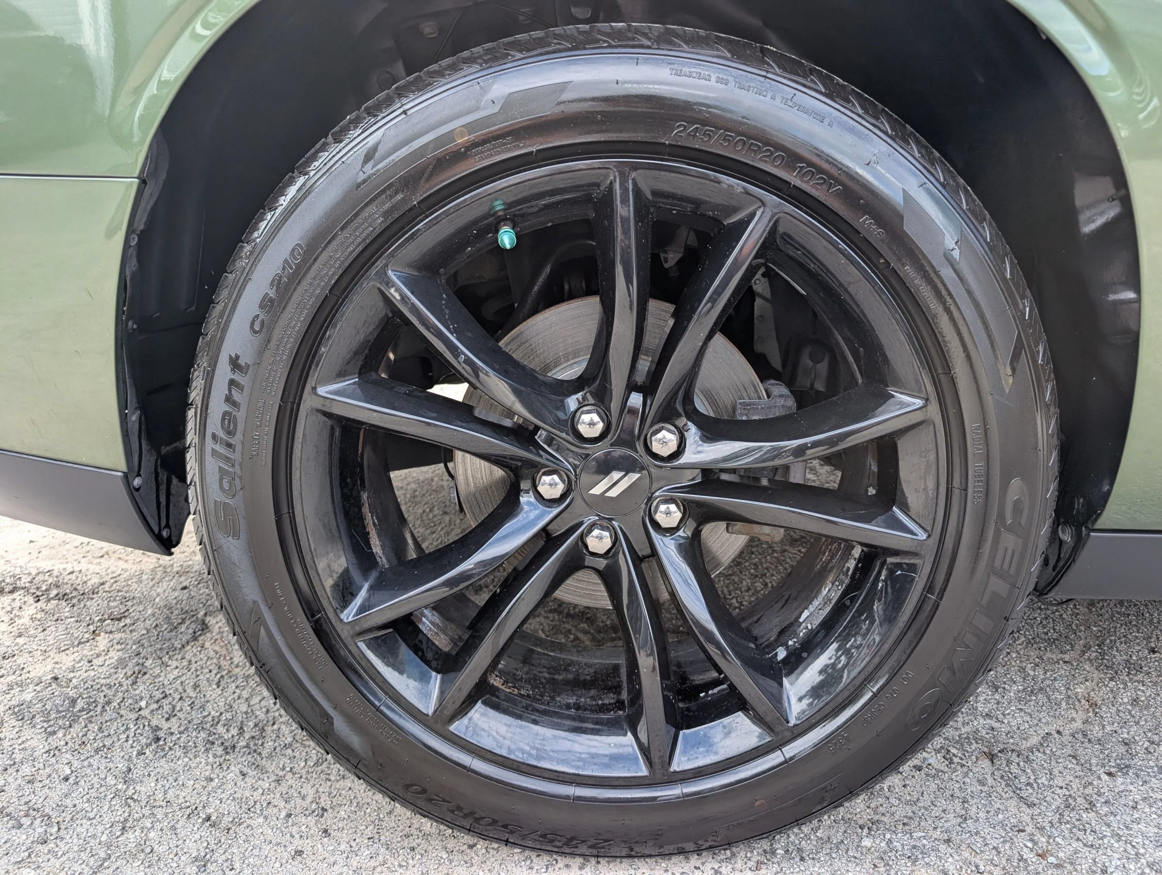 Used 2018 Dodge Challenger R/T Plus RWD image 9