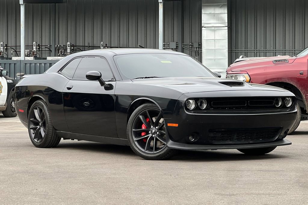 Used 2021 Dodge Challenger GT w/ Performance Handling Group image 2