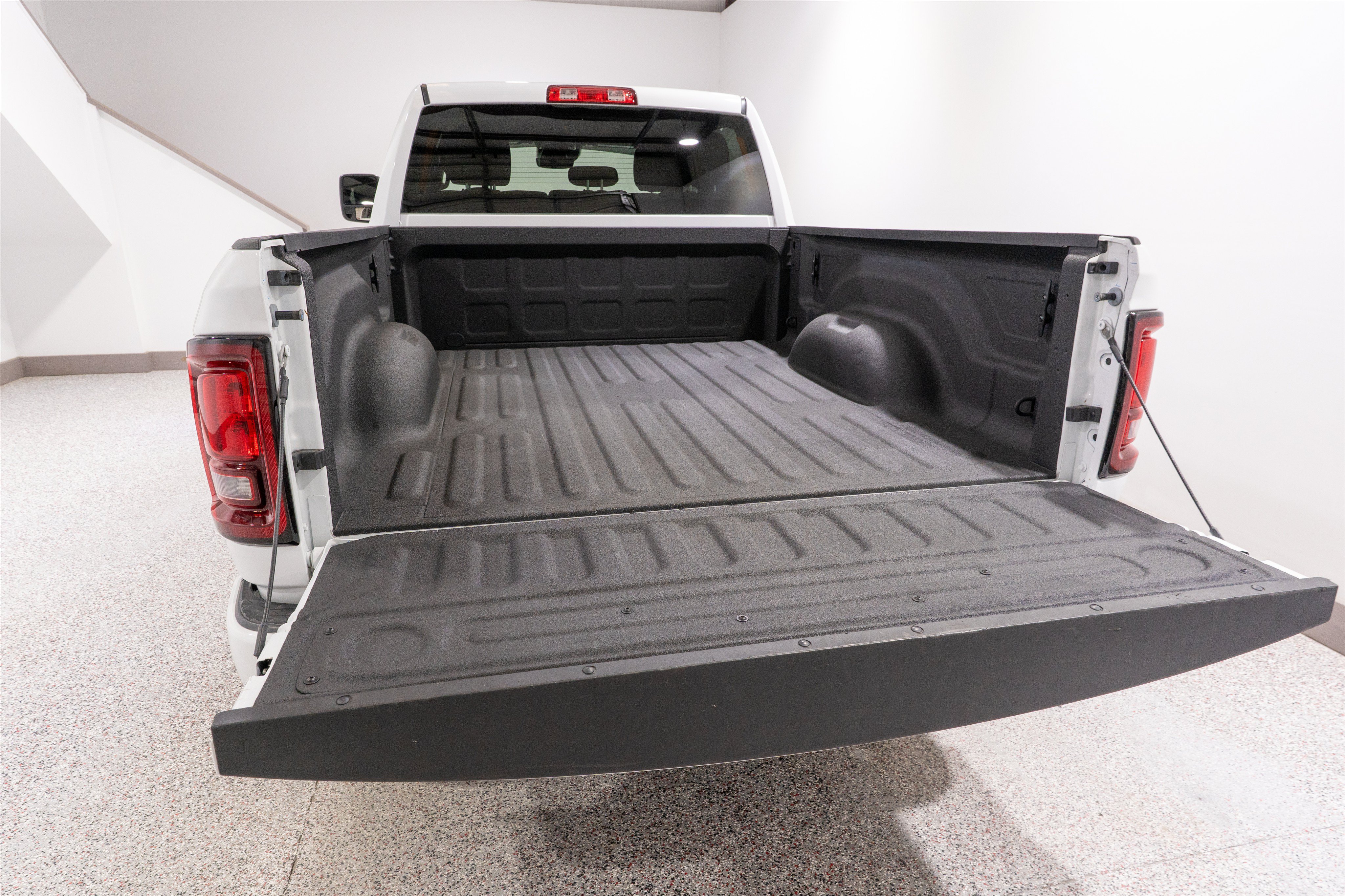 Used 2025 RAM 2500 Big Horn AWD/4WD image 11