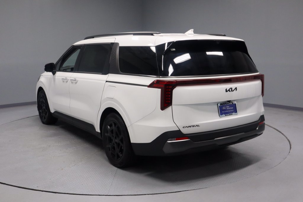 Used 2025 Kia Carnival SX Prestige FWD image 9