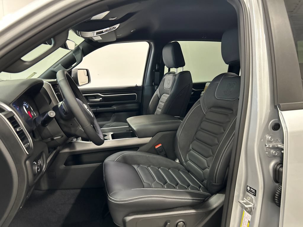 New 2026 RAM 1500 Big Horn AWD/4WD image 16