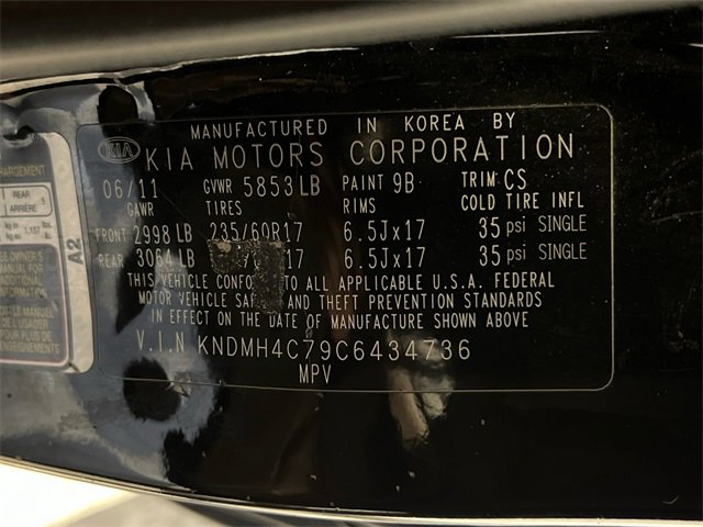 Used 2012 Kia Sedona EX w/ Luxury Pkg image 27