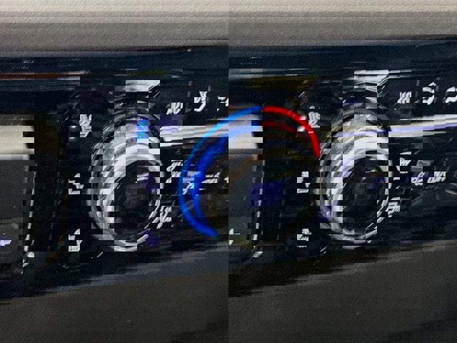 Used 2022 GMC Sierra 1500 SLT w/ SLT Premium Plus Package image 23