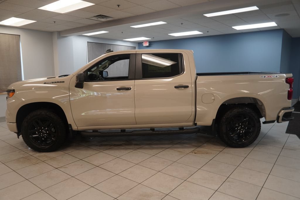 New 2026 Chevrolet Silverado 1500 Custom w/ Turbomax Blackout Package AWD/4WD image 2