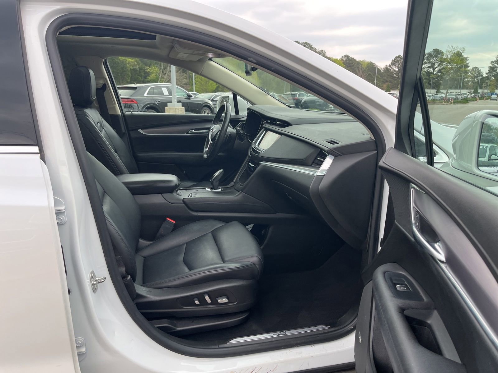 Used 2019 Cadillac XT5 Premium Luxury image 37