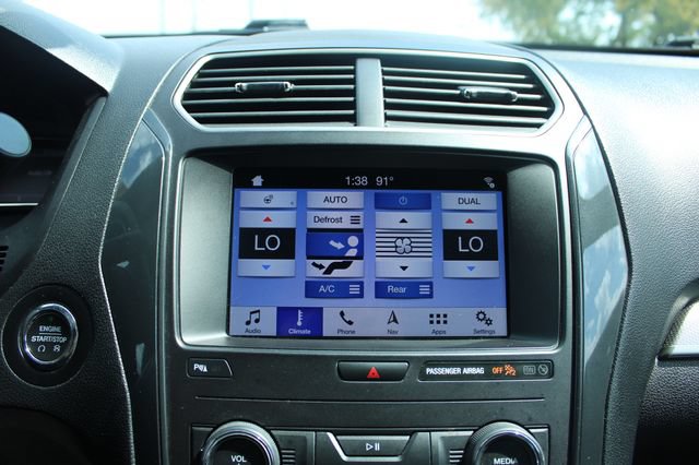Used 2019 Ford Explorer XLT w/ Equipment Group 202A FWD image 20