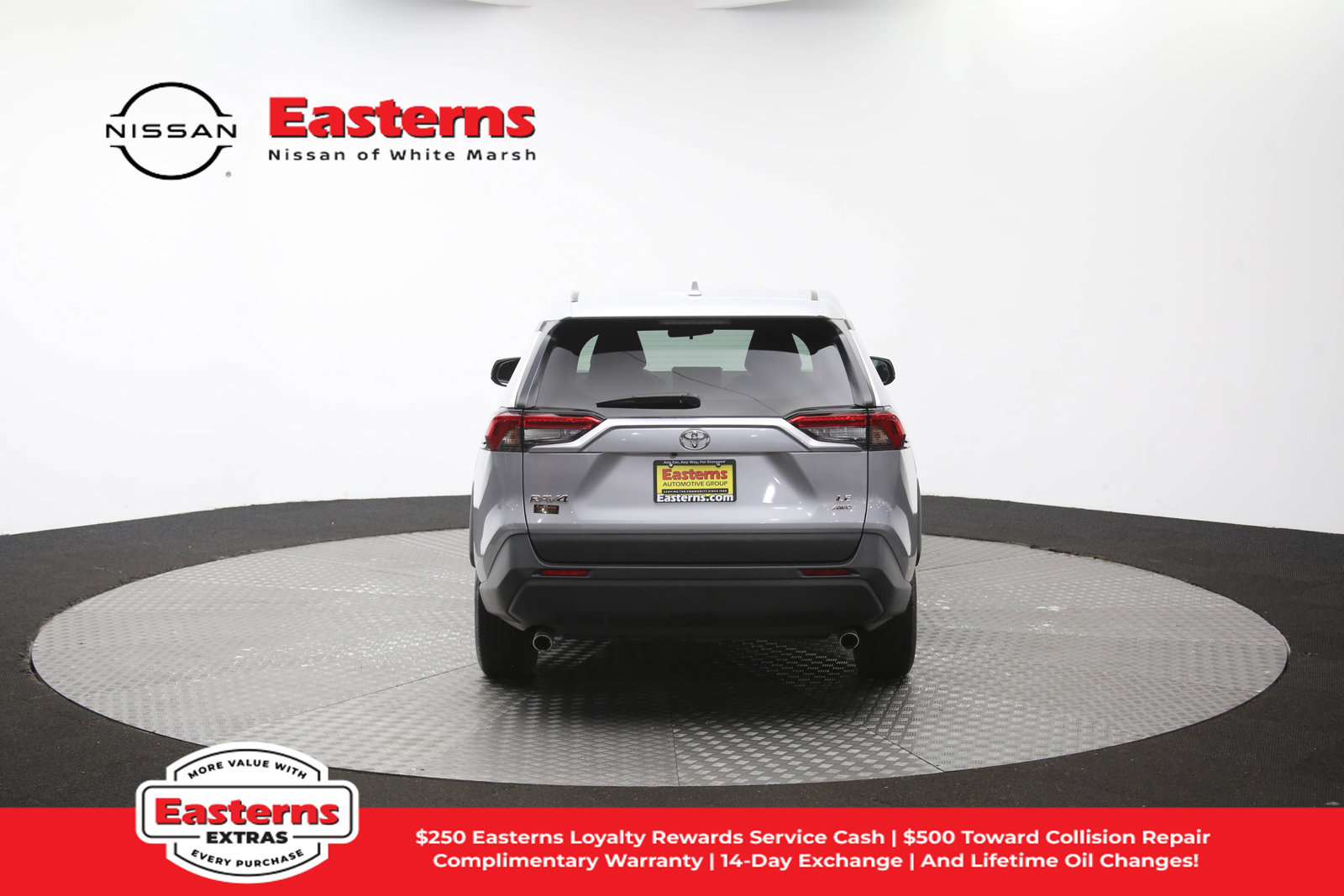 Used 2025 Toyota RAV4 LE AWD/4WD image 35