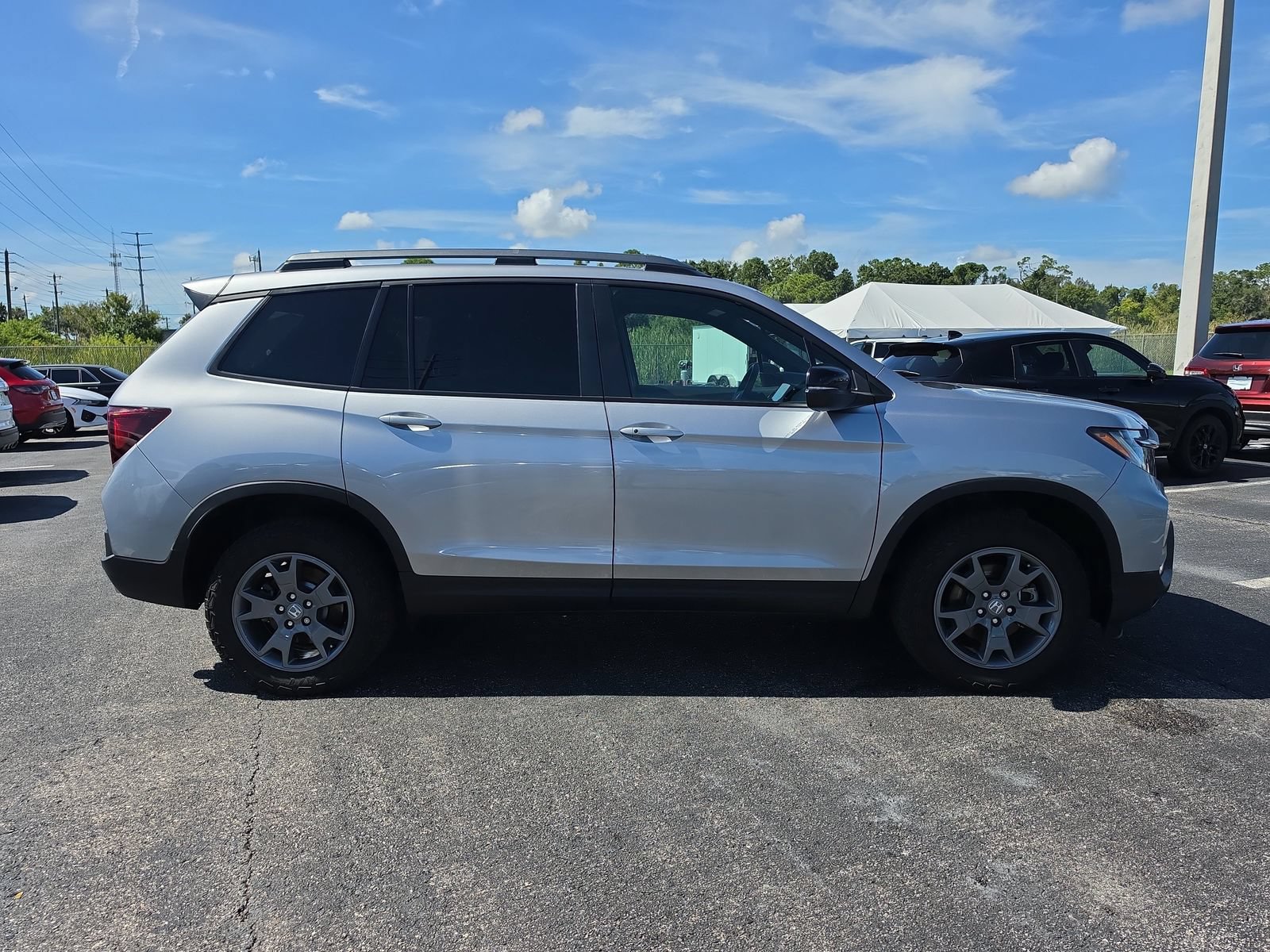 Certified 2025 Honda Passport TrailSport image 3