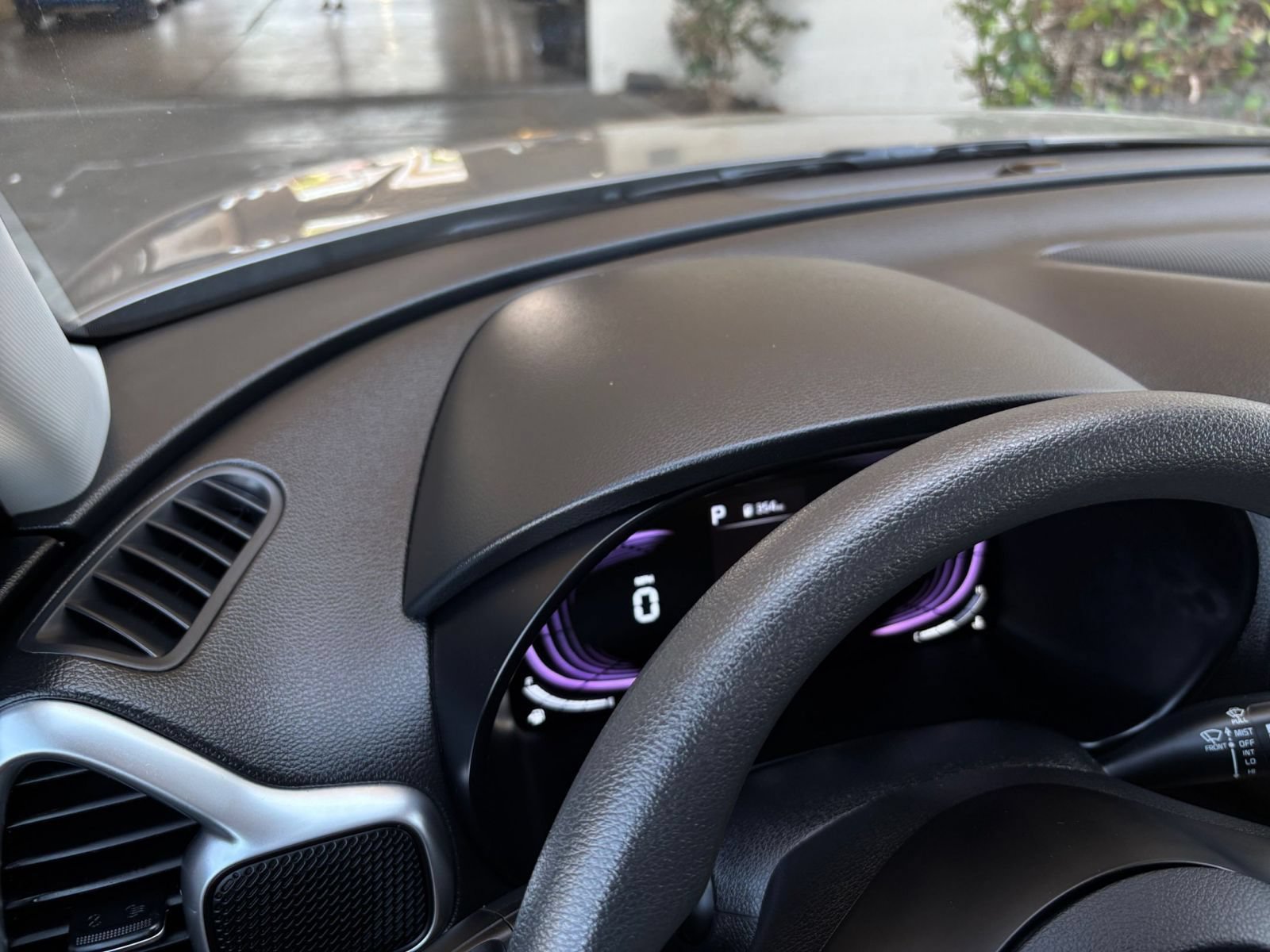 Used 2025 Kia Soul LX w/ LX Technology Package FWD image 27