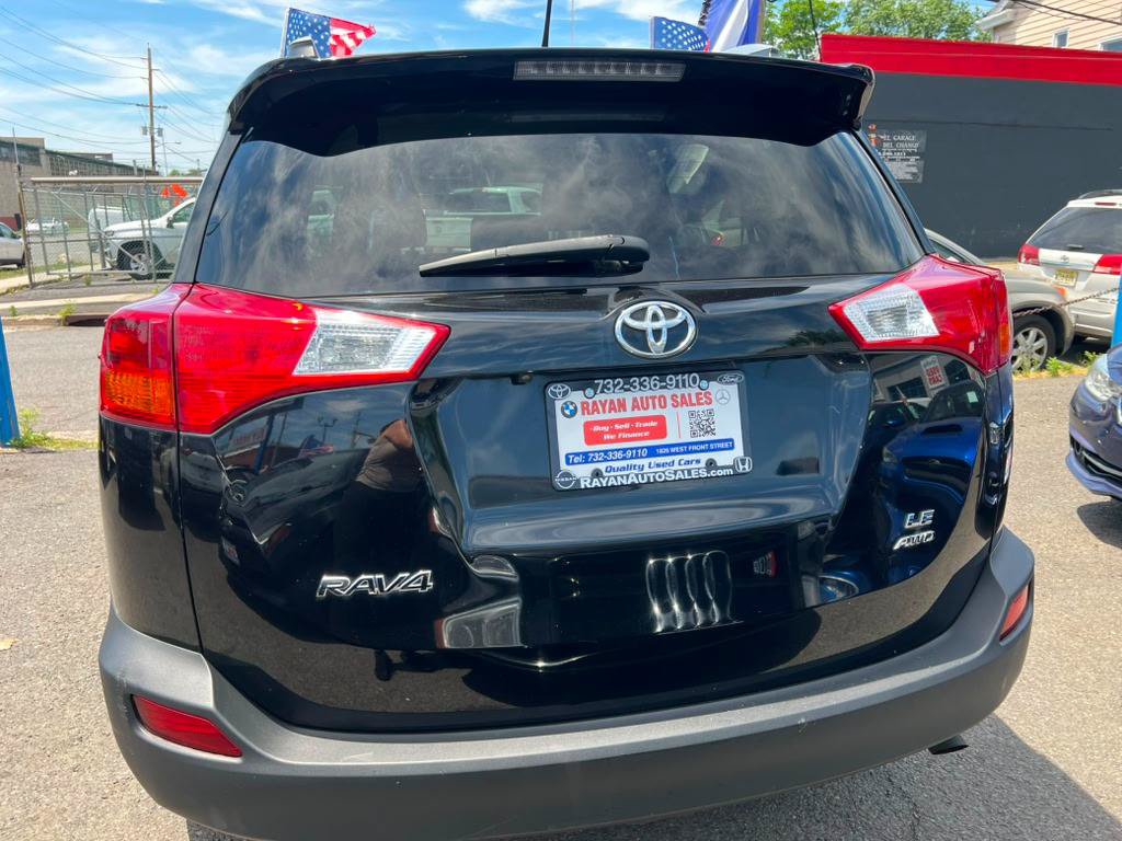 Used 2013 Toyota RAV4 LE AWD/4WD image 8