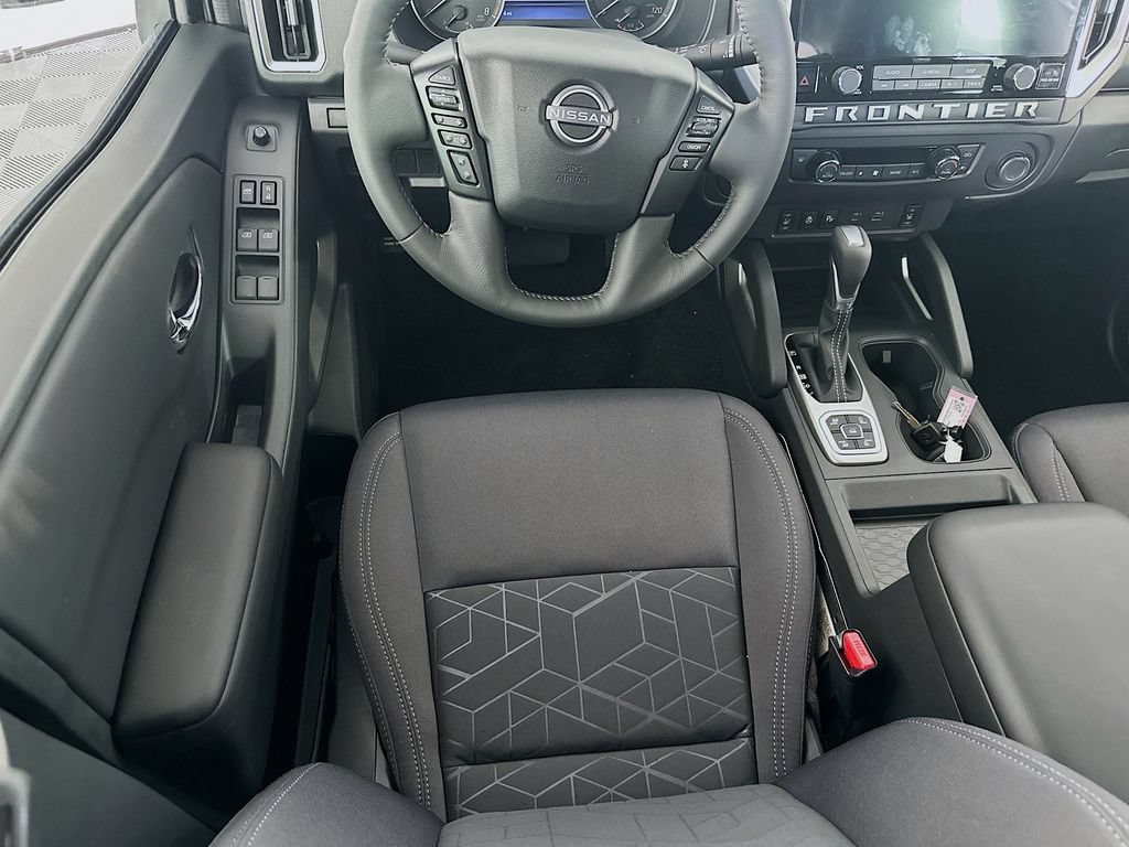 New 2026 Nissan Frontier SV w/ All-Weather Content Package AWD/4WD image 29