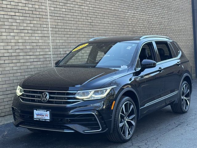 Used 2022 Volkswagen Tiguan SEL R-Line AWD/4WD image 39