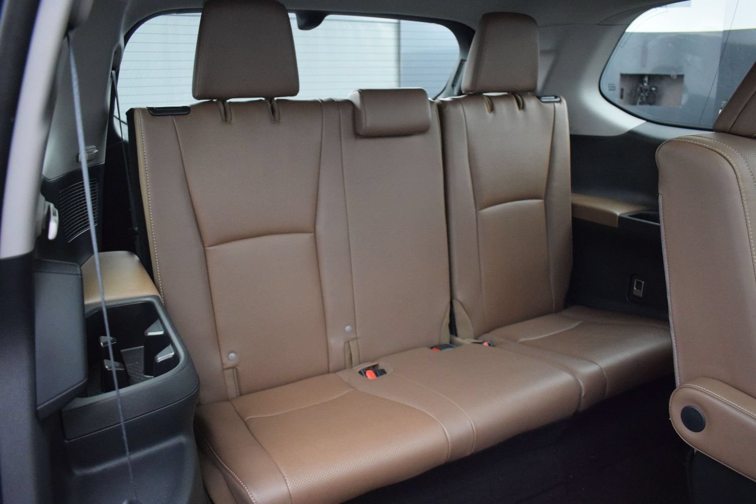 Used 2025 Toyota Grand Highlander AWD image 12