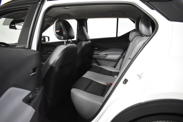 Certified 2023 Nissan Kicks SR w/ SR Premium Package FWD image 29
