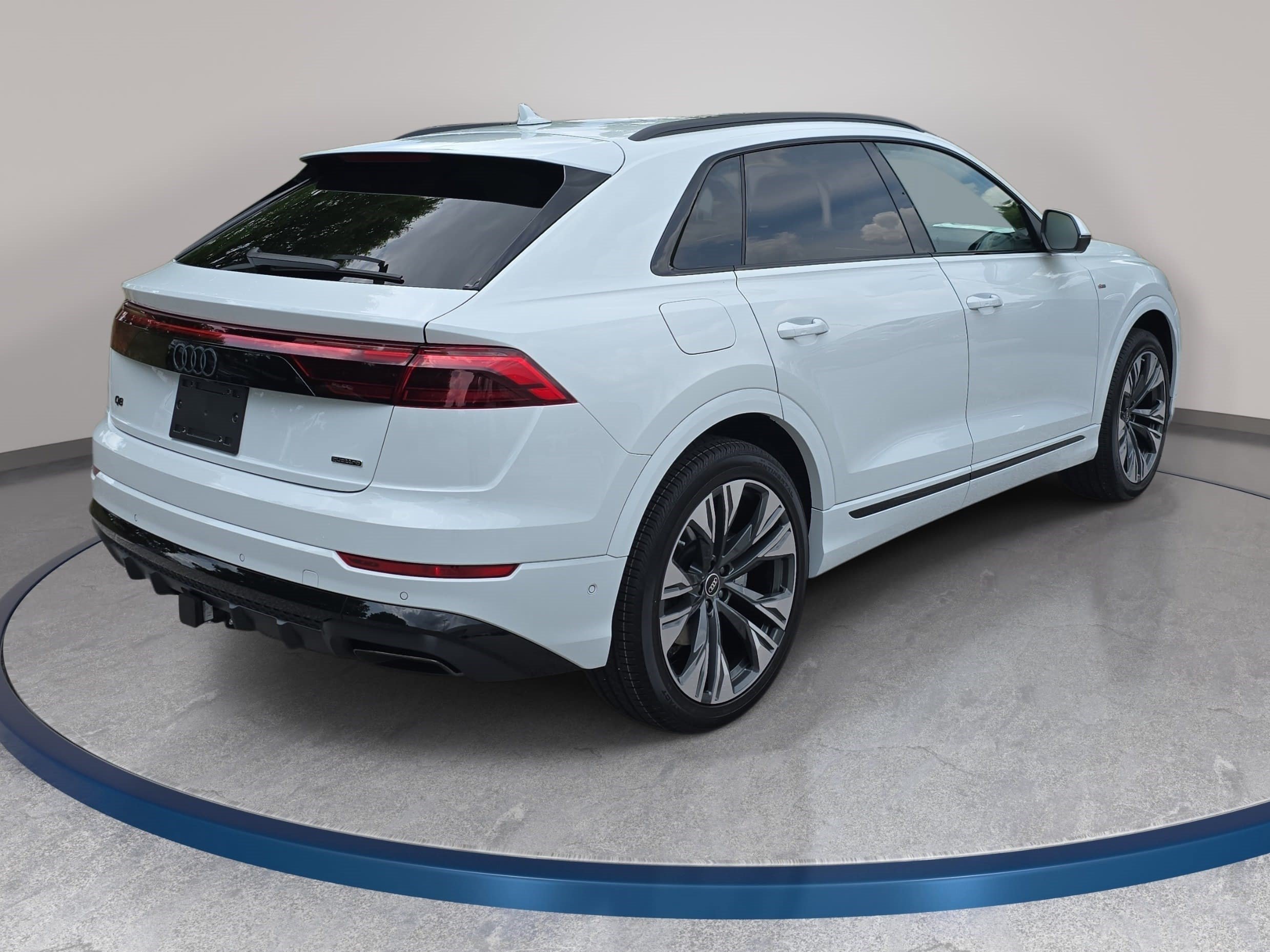 New 2026 Audi Q8 Premium Plus AWD/4WD image 6