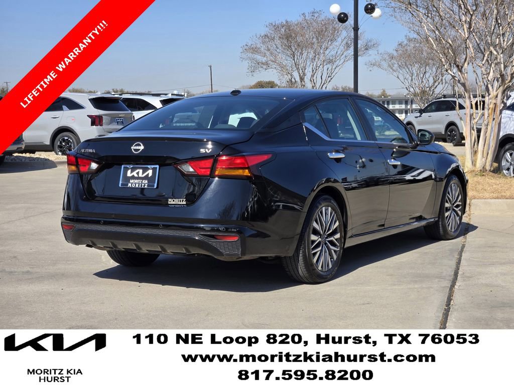 Used 2024 Nissan Altima 2.5 SV image 4
