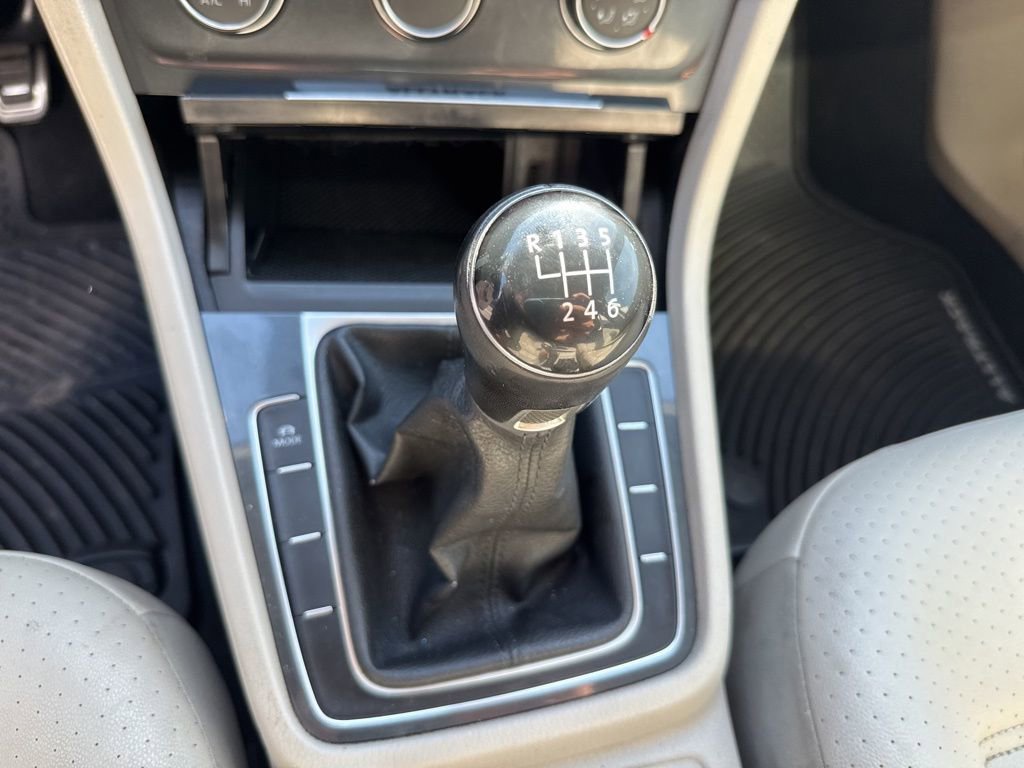 Used 2019 Volkswagen Golf Alltrack S AWD/4WD image 11