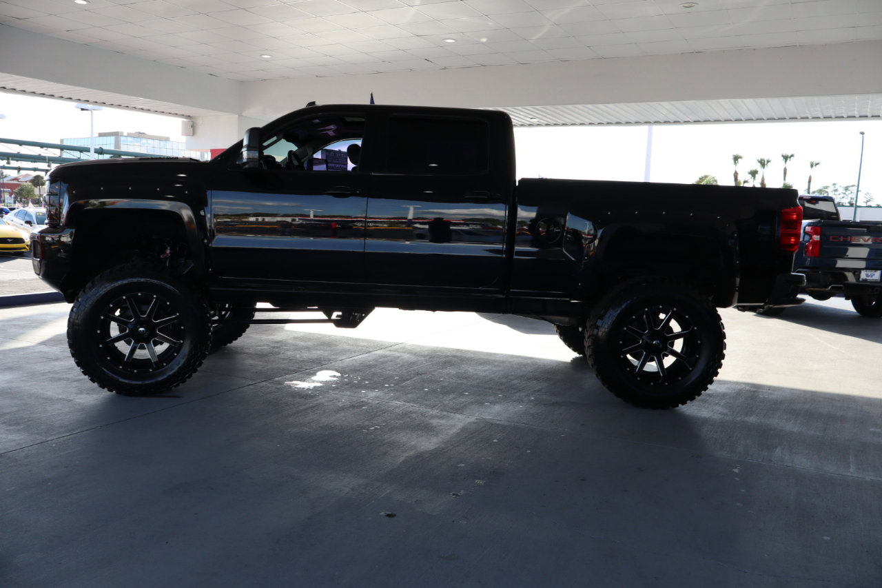 Used 2015 Chevrolet Silverado 2500 LTZ image 10